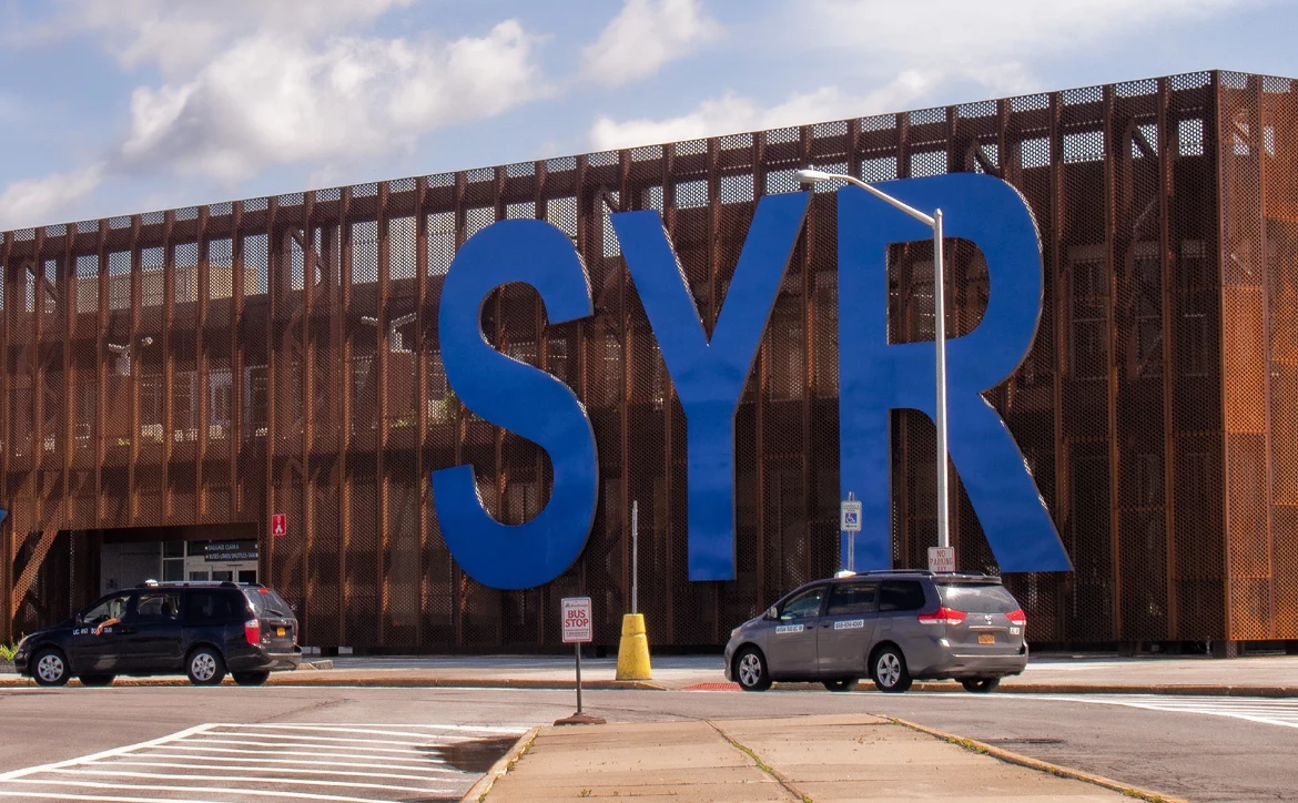 syracuse airport exterior