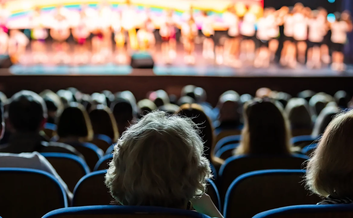 Audience member at the OnCenter